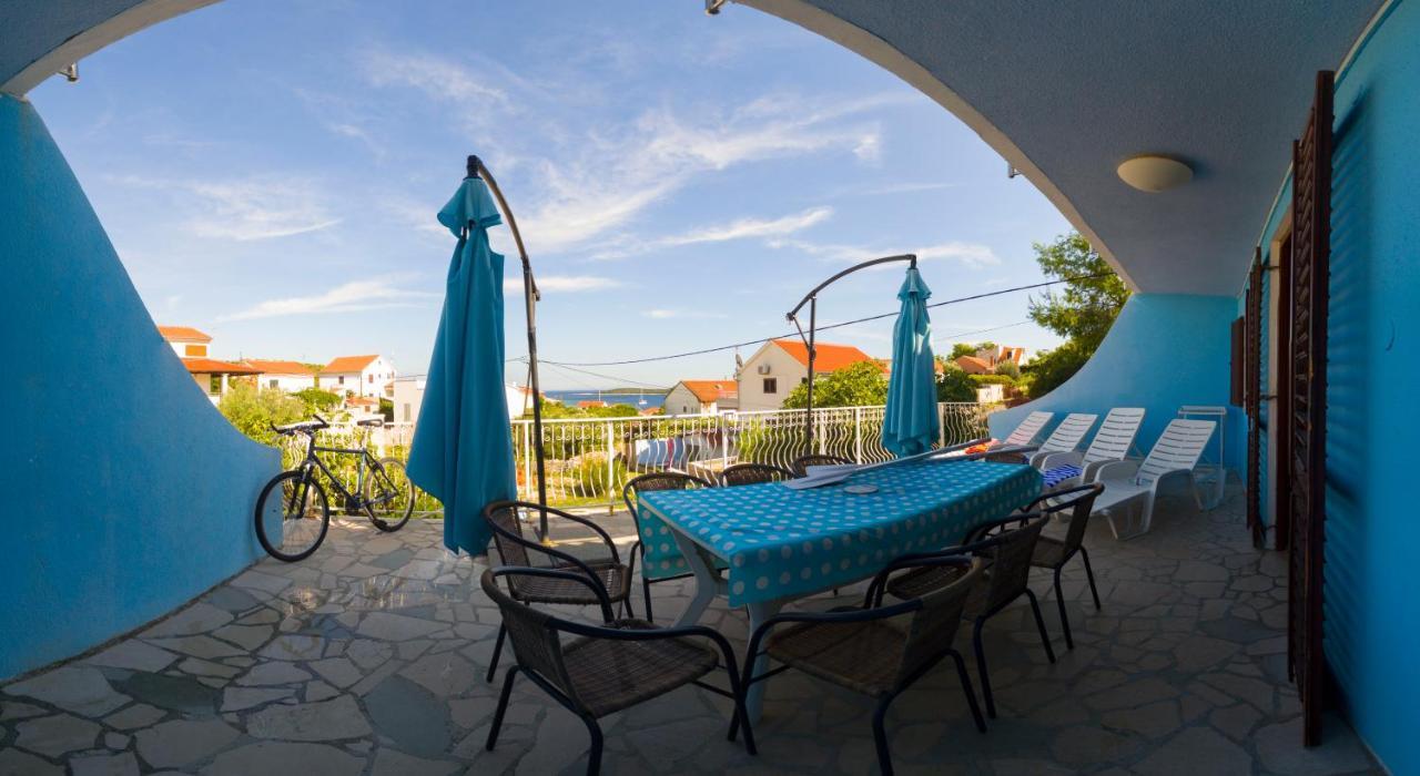 The Sea House Apartments Vis Ngoại thất bức ảnh
