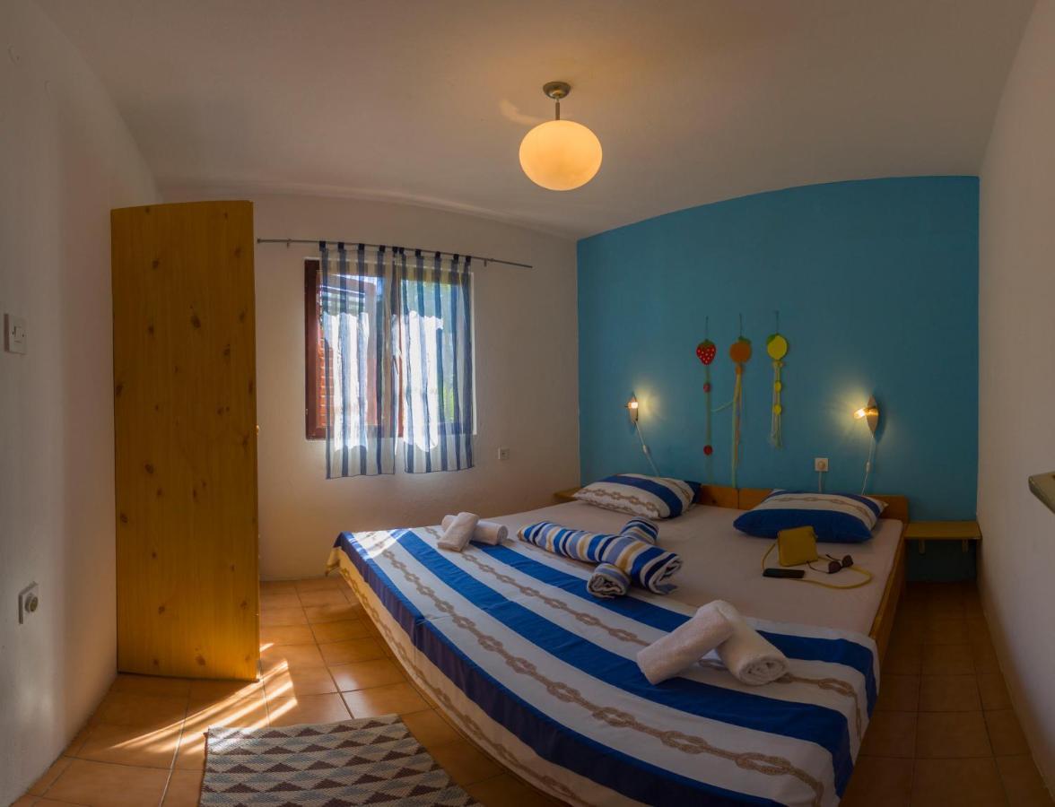 The Sea House Apartments Vis Ngoại thất bức ảnh