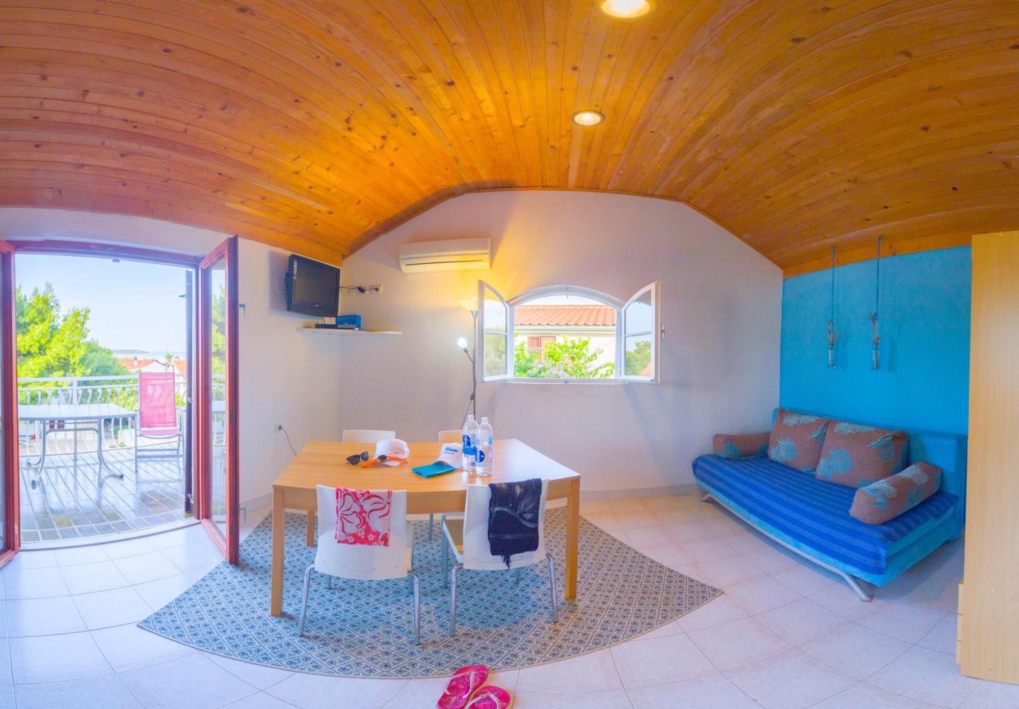The Sea House Apartments Vis Phòng bức ảnh
